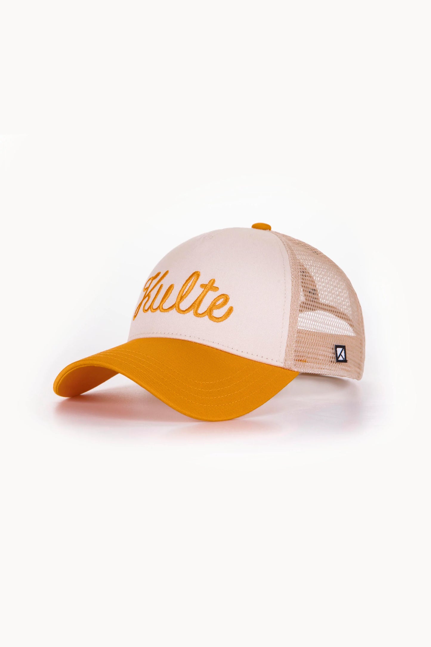 CAP script off white