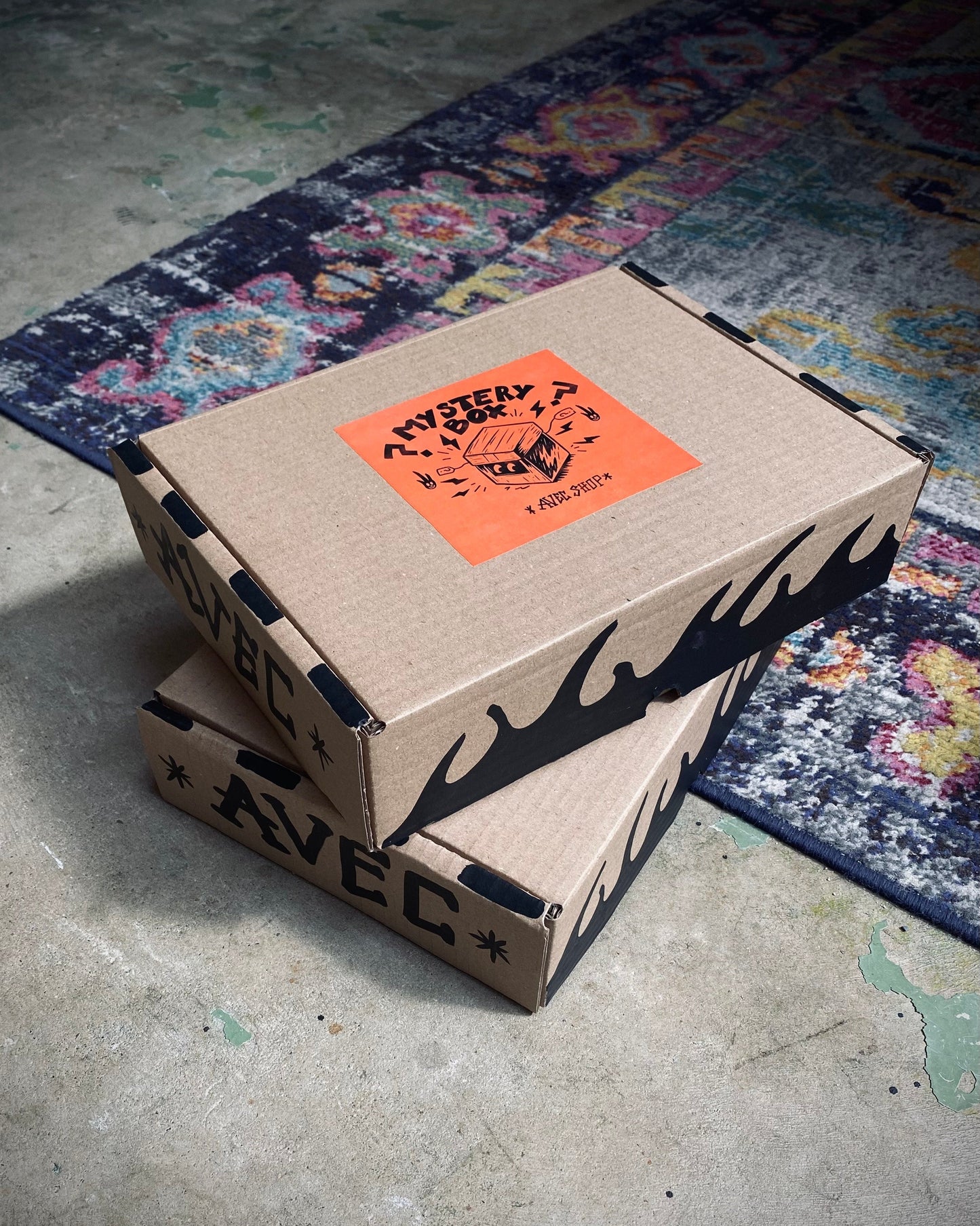 MYSTERY BOX