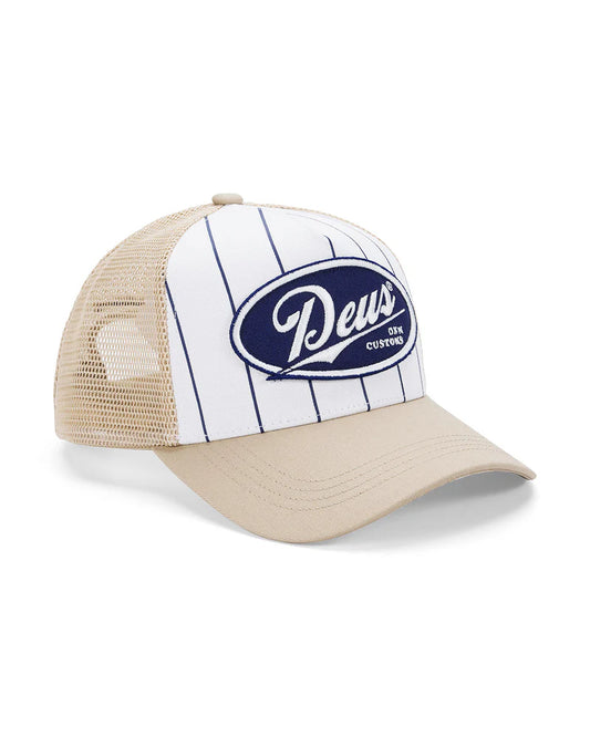 Deus ex machina - Forecourt trucker safari