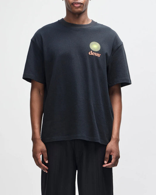 Deus ex machina - Strata tee