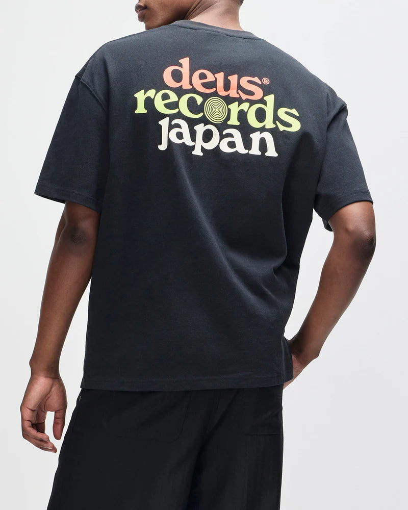 Deus ex machina - Strata tee