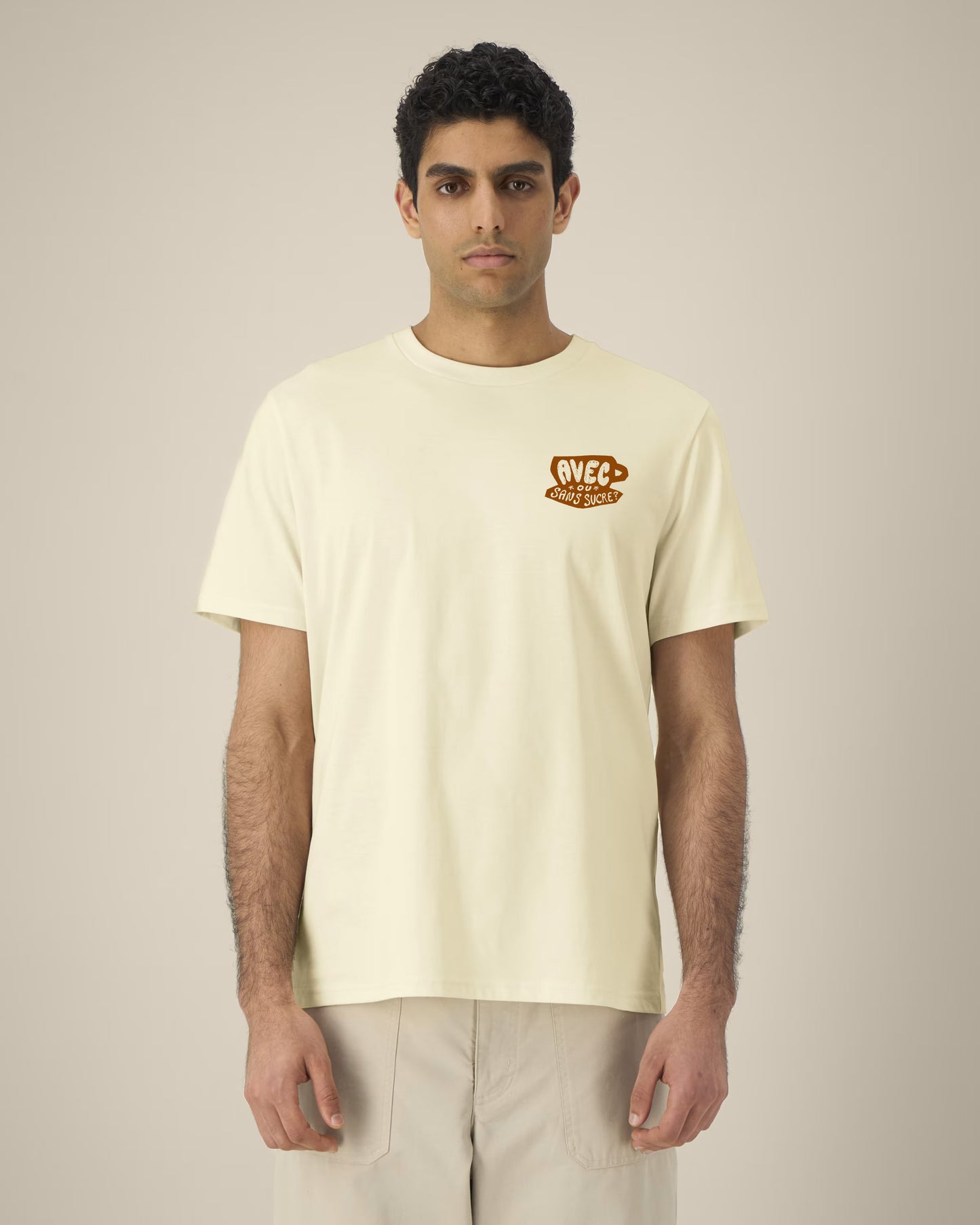 AVEC - T-shirt "NEED COFFE"